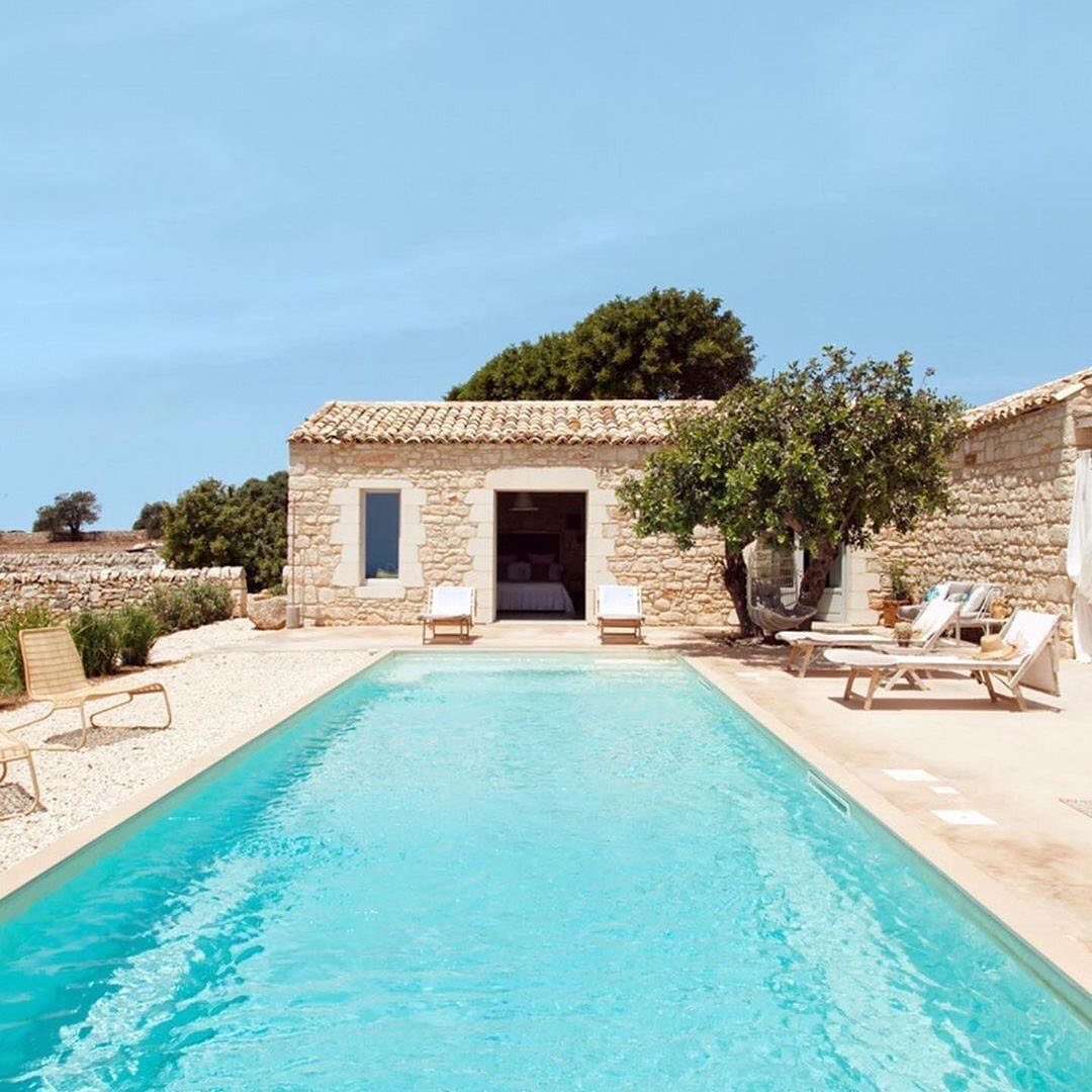 STAY IN SICILY - Masseria D'Estia