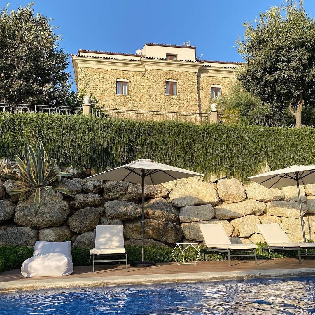 STAY IN SICILY - Hotel Villa Flora Relais