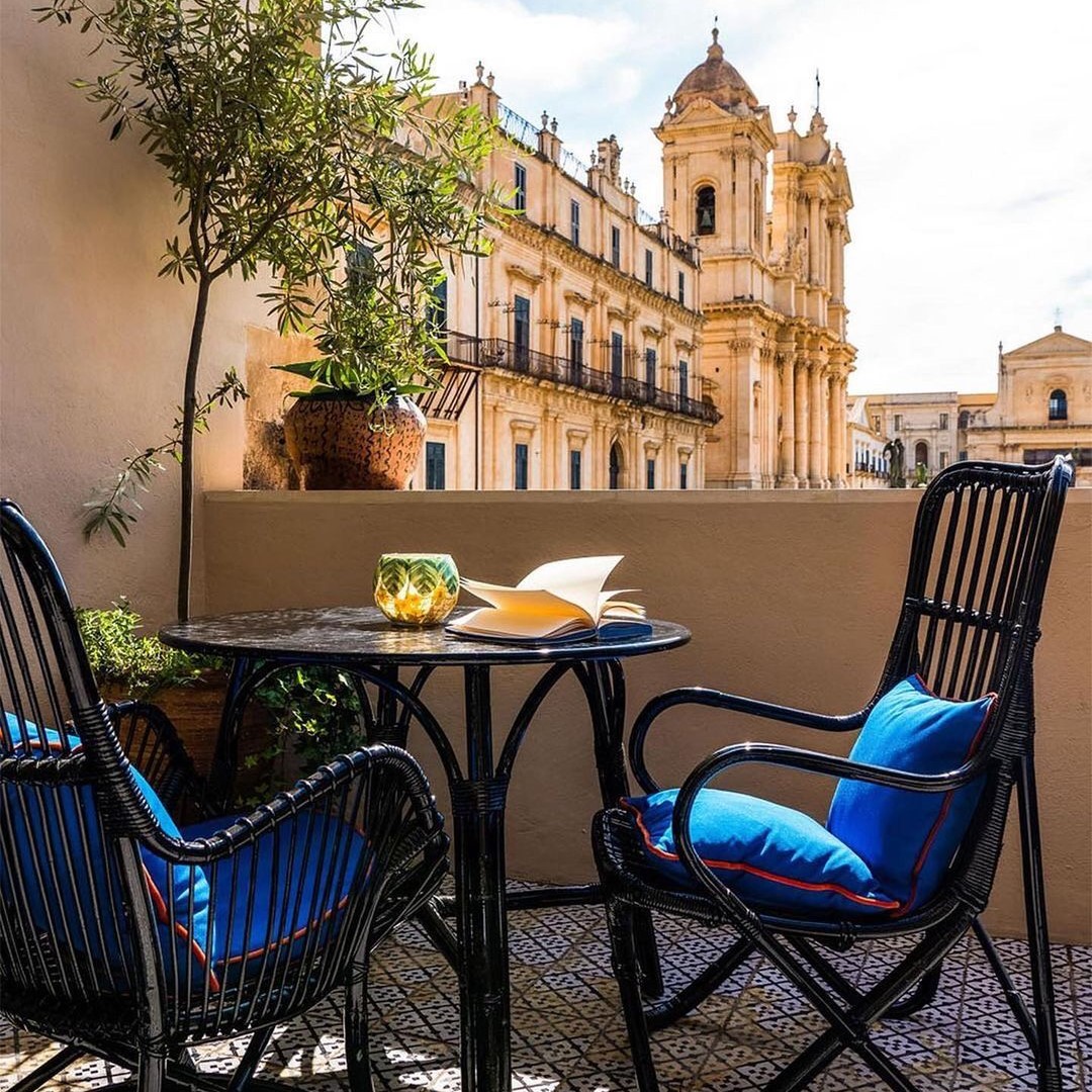 STAY IN SICILY - Q92 Noto Hotel